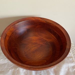 Beautiful Wooden Bowl. Great for salads, snacks. A gorgeous decorative piece!